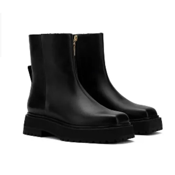 Larroude Hailey Faux Fur Lined Platform Bootie Ankle Boot Black Leather Square - Picture 10 of 10